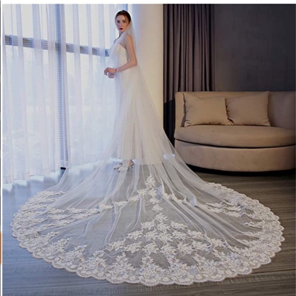 118” long white wedding, bridal veil